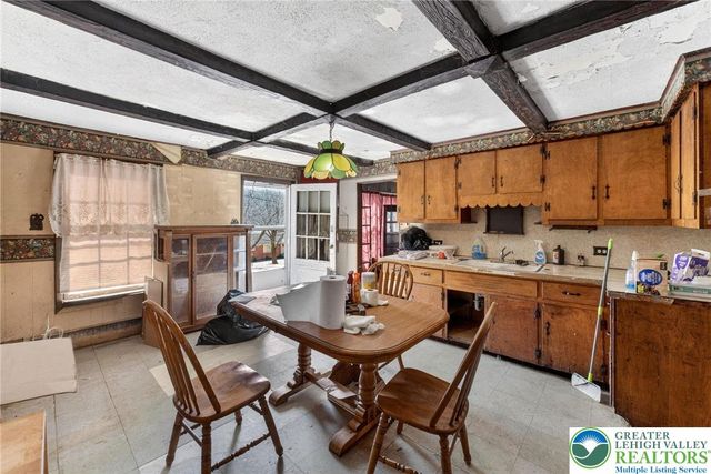 455 Morvale Road, Williams Twp, PA 18042