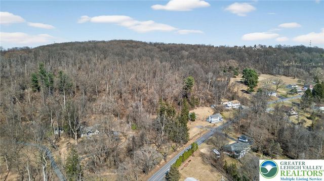 455 Morvale Road, Williams Twp, PA 18042