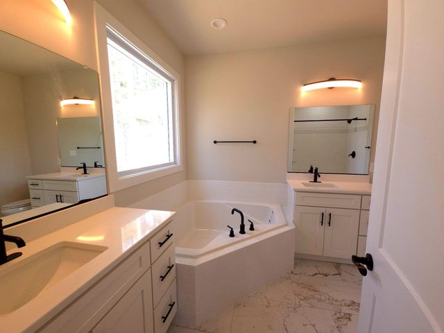 60 SWEETBRIAR LN, Montross, VA 22520