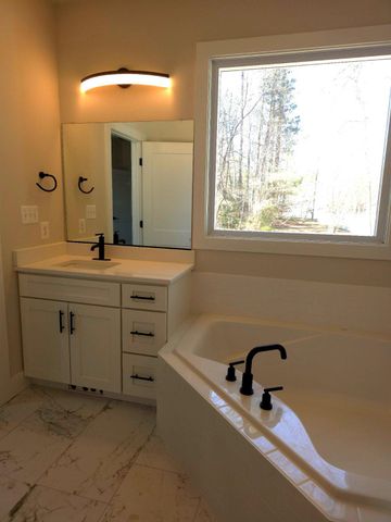 60 SWEETBRIAR LN, Montross, VA 22520