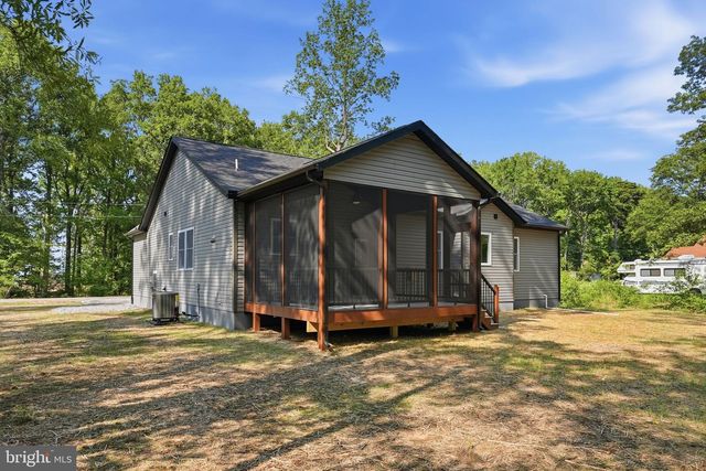 60 SWEETBRIAR LN, Montross, VA 22520