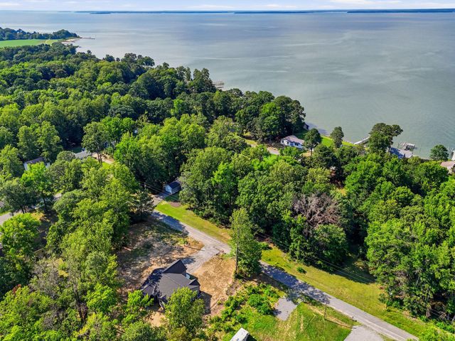 60 SWEETBRIAR LN, Montross, VA 22520