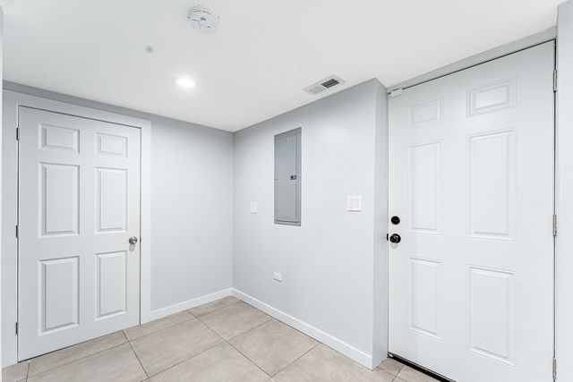 12238 S Yale Avenue, Chicago, IL 60628