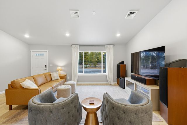 16261 Twin Drive, La Pine, OR 97739