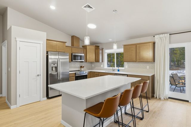 16261 Twin Drive, La Pine, OR 97739