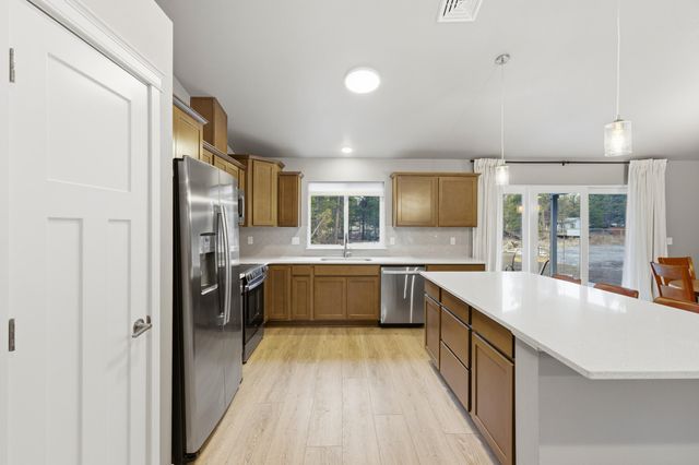 16261 Twin Drive, La Pine, OR 97739