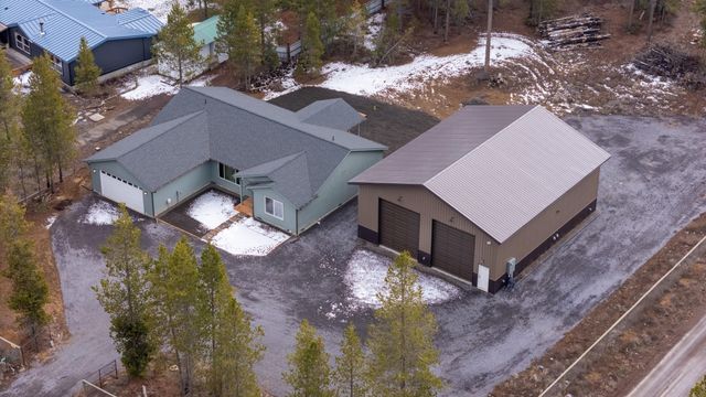 16261 Twin Drive, La Pine, OR 97739