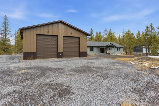 16261 Twin Drive, La Pine, OR 97739