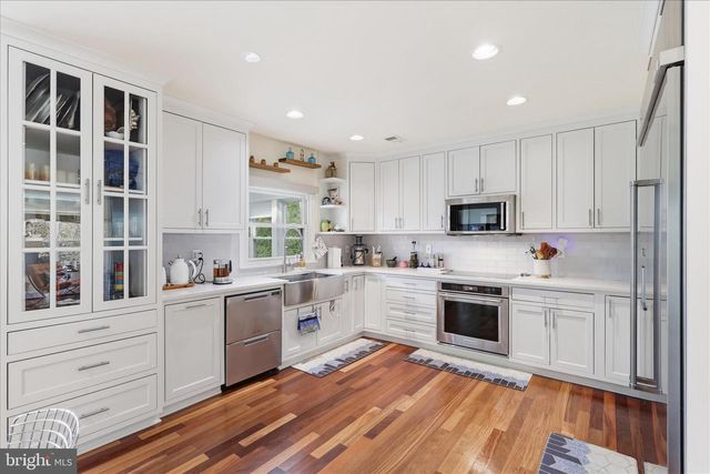 4416 SANGAMORE RD, Bethesda, MD 20816