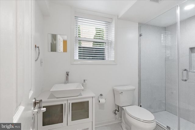 4416 SANGAMORE RD, Bethesda, MD 20816