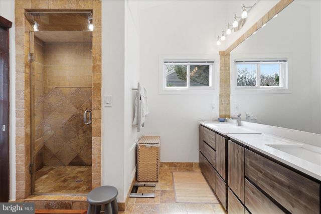 4416 SANGAMORE RD, Bethesda, MD 20816