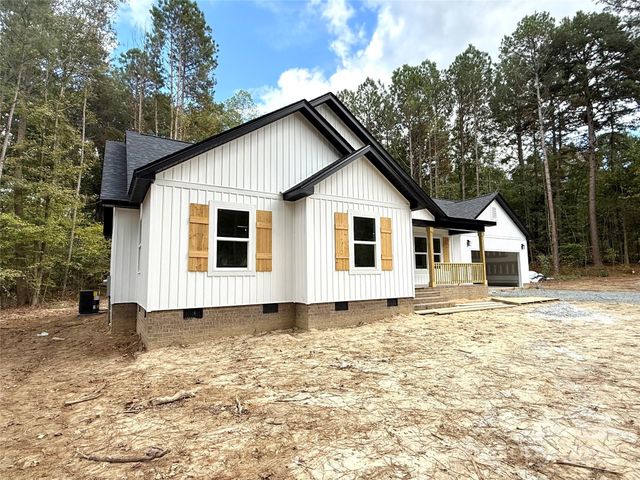 2500 Lazy Oak Drive, Lancaster, SC 29707