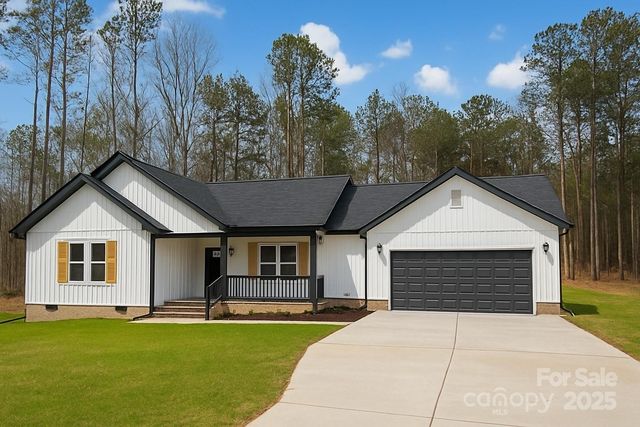 2500 Lazy Oak Drive, Lancaster, SC 29707