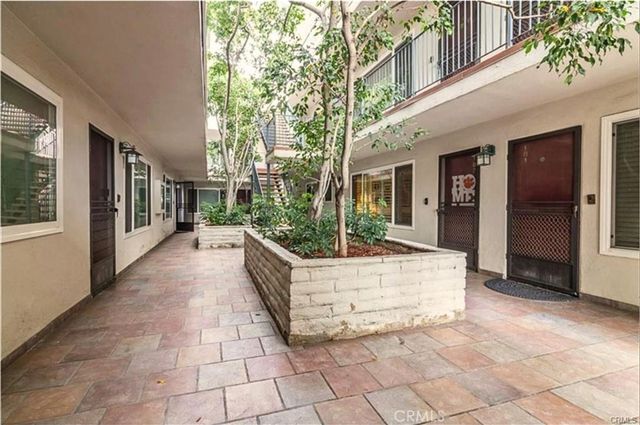 444 Obispo Avenue 3, Long Beach, CA 90814