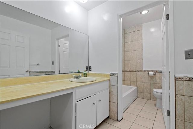 444 Obispo Avenue 3, Long Beach, CA 90814