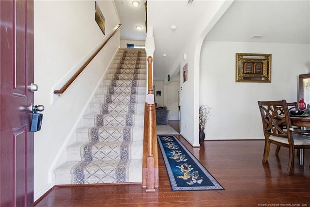 911 Merchants Court, Sanford, NC 27330