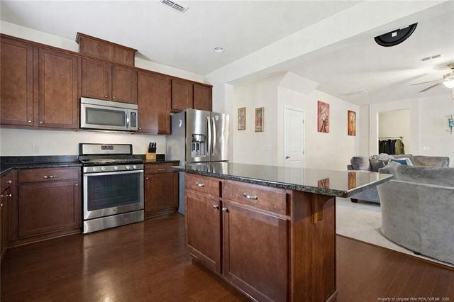 911 Merchants Court, Sanford, NC 27330