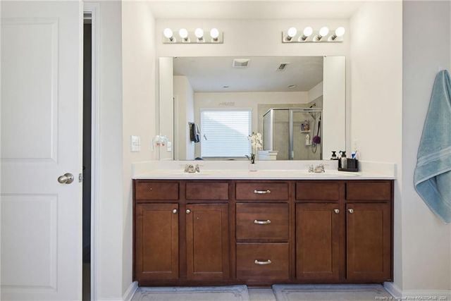 911 Merchants Court, Sanford, NC 27330