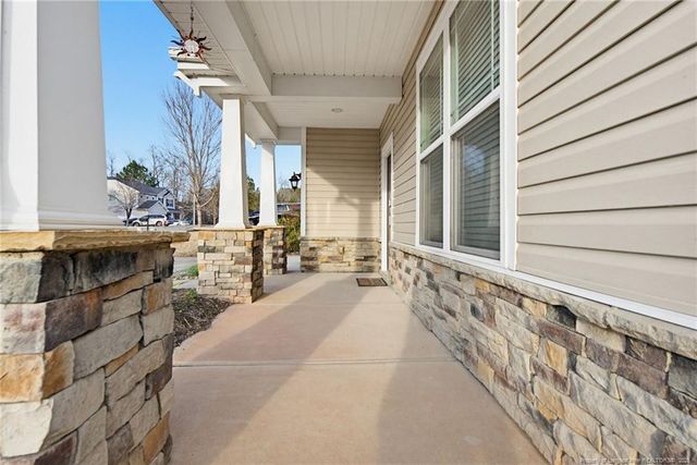 911 Merchants Court, Sanford, NC 27330