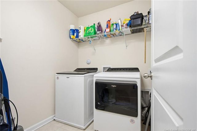 911 Merchants Court, Sanford, NC 27330