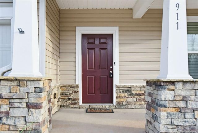 911 Merchants Court, Sanford, NC 27330