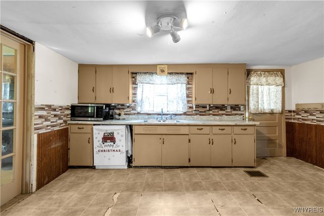 2979 Murdock Road, Ridgeway, NY 14103