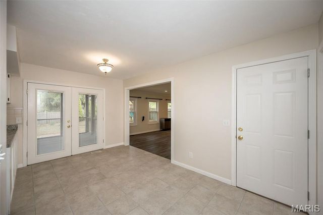 3042 Winding River Drive, St Charles, MO 63303