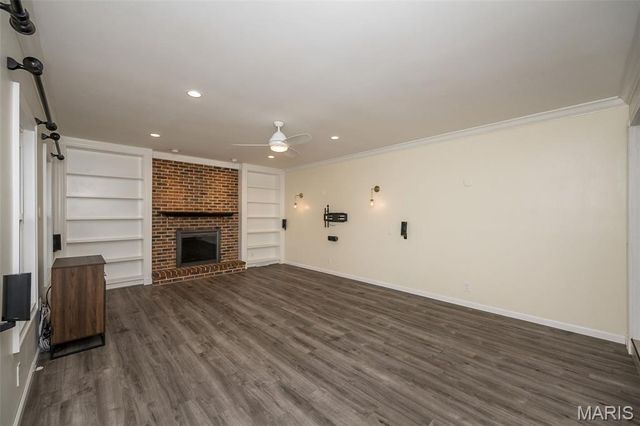 3042 Winding River Drive, St Charles, MO 63303