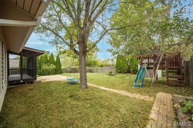 3042 Winding River Drive, St Charles, MO 63303
