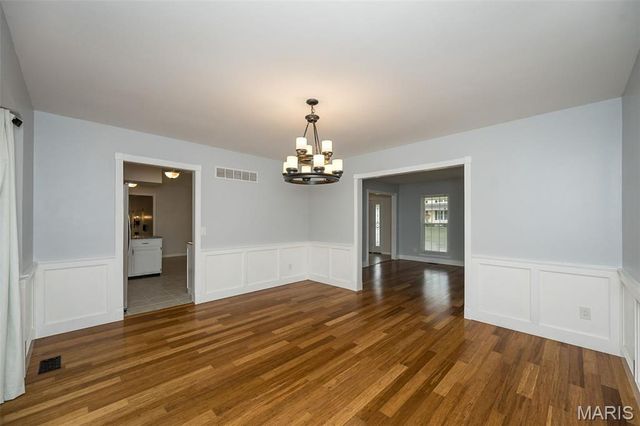 3042 Winding River Drive, St Charles, MO 63303