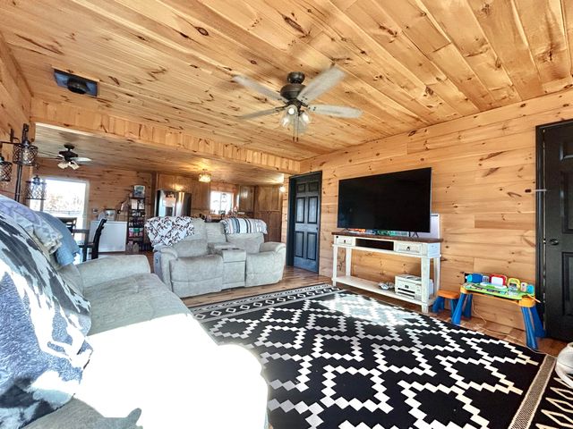 101 Tudy Ridge Road, Science Hill, KY 42553