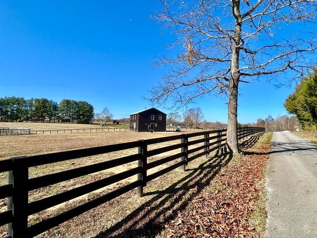 101 Tudy Ridge Road, Science Hill, KY 42553