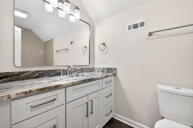 104 Erica Pl, Bell Buckle, TN 37020