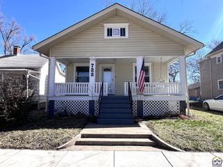 722 NE Sumner ST, Topeka, KS 66616