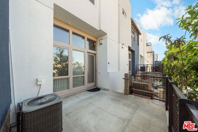 5509 W 149th Place 13, Hawthorne, CA 90250