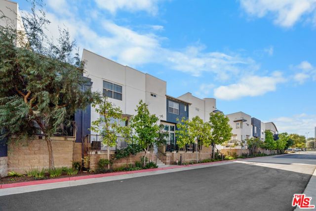 5509 W 149th Place 13, Hawthorne, CA 90250