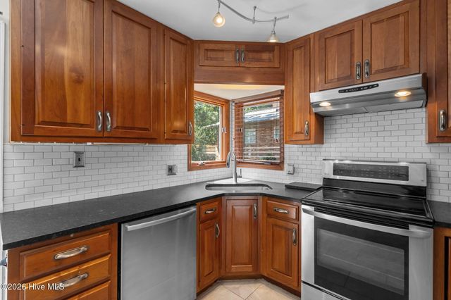 103 Edgewater Drive, West End, NC 27376