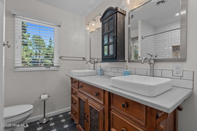 103 Edgewater Drive, West End, NC 27376