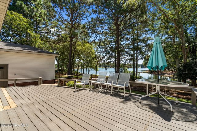 103 Edgewater Drive, West End, NC 27376