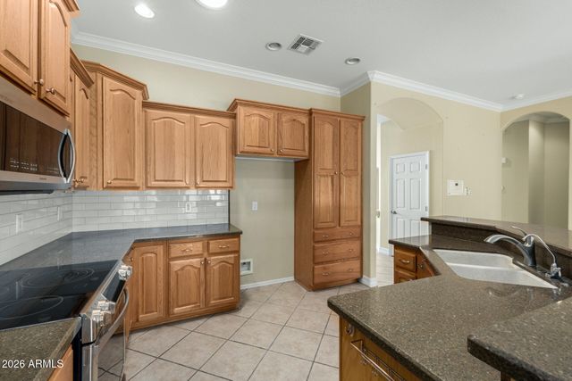 11009 E NEVILLE Avenue, Mesa, AZ 85209