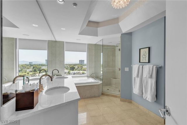 322 Karen Avenue 807, Las Vegas, NV 89109