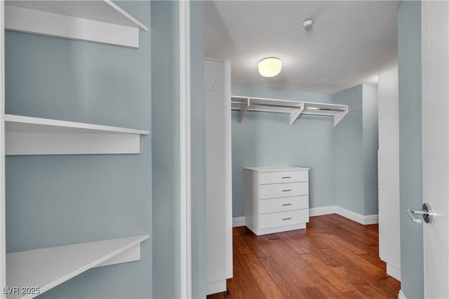 322 Karen Avenue 807, Las Vegas, NV 89109