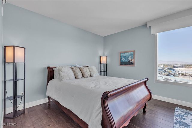 322 Karen Avenue 807, Las Vegas, NV 89109