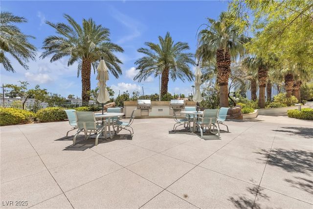 322 Karen Avenue 807, Las Vegas, NV 89109