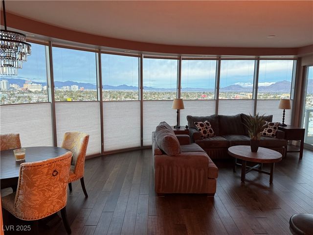 322 Karen Avenue 807, Las Vegas, NV 89109