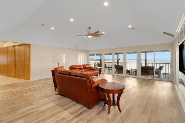 441 Southwood Shores Drive, Coldspring, TX 77331