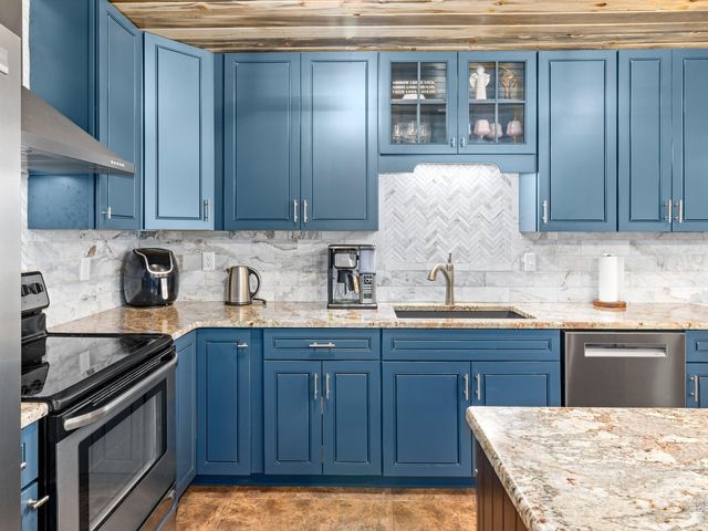 1817 Ranch Cir, Estes Park, CO 80517