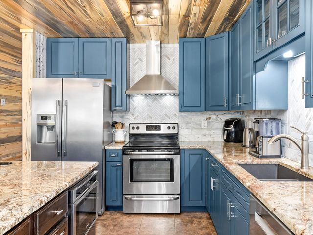 1817 Ranch Cir, Estes Park, CO 80517