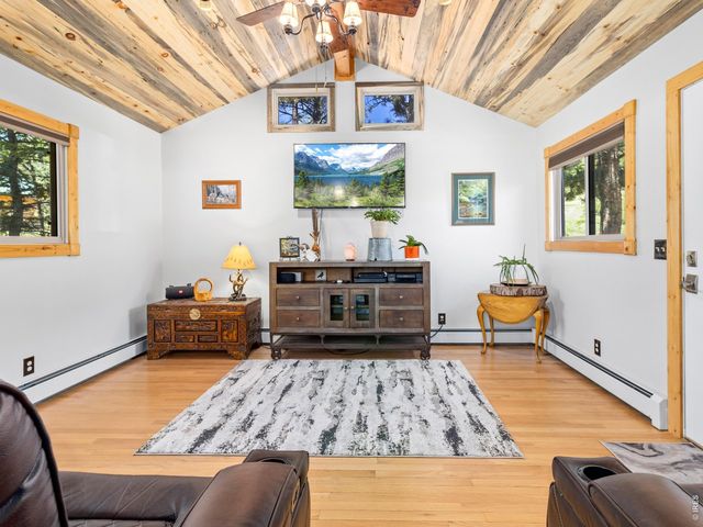 1817 Ranch Cir, Estes Park, CO 80517