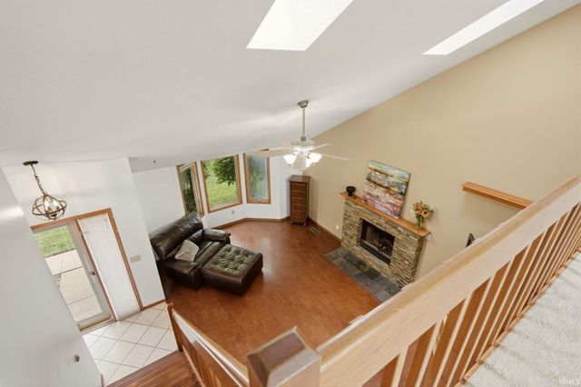 1010 Autumn Ridge Lane, Fort Wayne, IN 46804